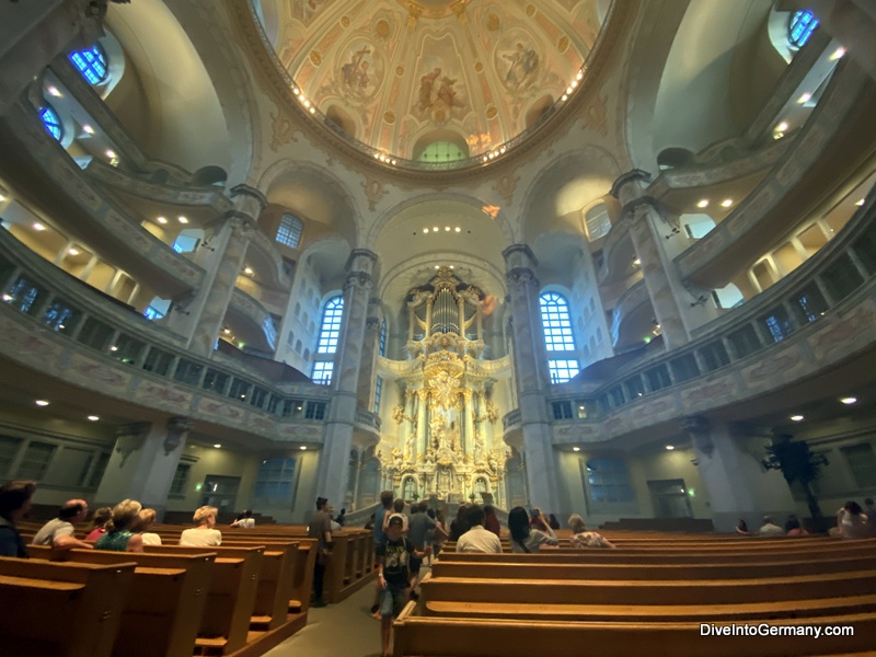 Frauenkirche  inside dresden