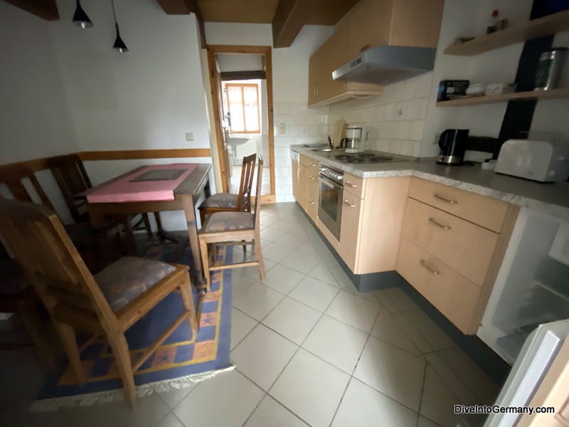 Quartier am Brunnen Quedlinburg two bedroom apartment kitchen