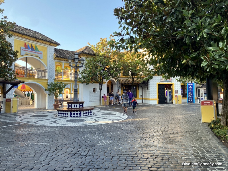 Entry to the park from the hotels in Spain Europa Park