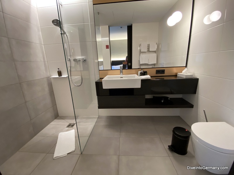 Adina Apartments Leipzig Bathroom in our studio suite