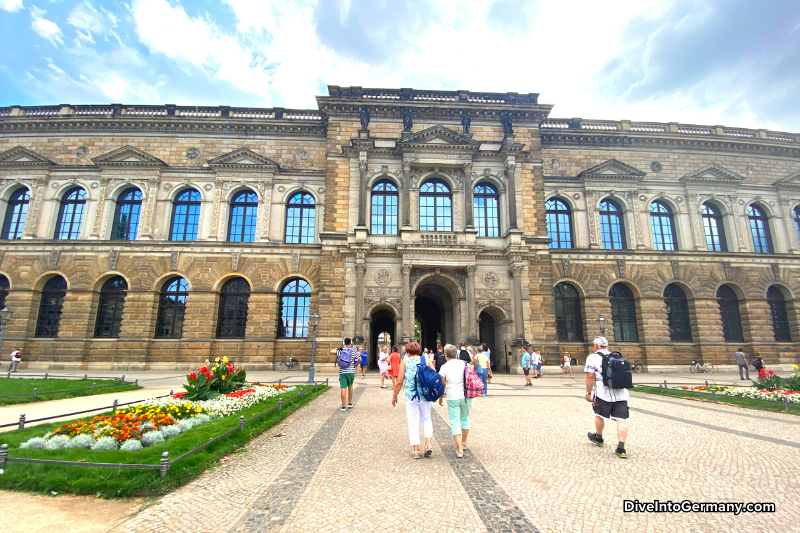 The Semper Gallery (home to Gemäldegalerie Alte Meister) Dresden