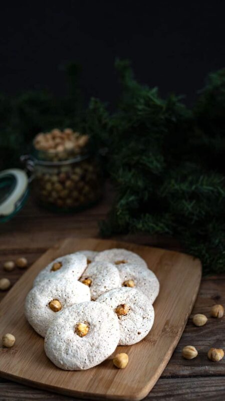 https://www.binkysculinarycarnival.com/haselnussmakronen-german-hazelnut-macaroons/?fbclid=IwZXh0bgNhZW0CMTAAAR2N_7nsErqsWK3sZYQj2rNYdxHiKYnhdRlNe7Tgjxn0FiB9J3bCISCLOGw_aem_X7x_oRQGnUvU1gMzIA4JLg