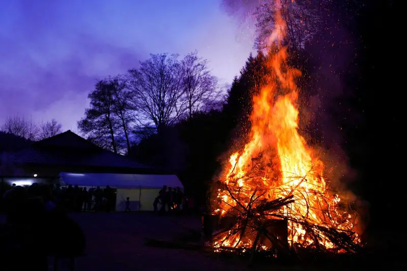 Osterfeuer Easter